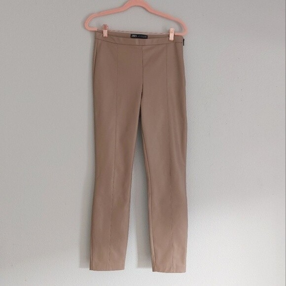 💫SALE💫Zara Taupe Tan Faux Leather Leggings size. Medium - Picture 4 of 9
